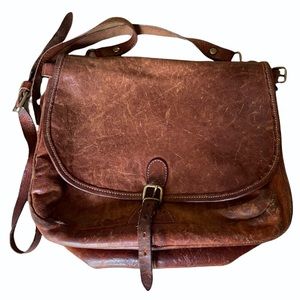 IL BISONTE Vintage Designed By Wanny Di Filippo  Leather crossbody